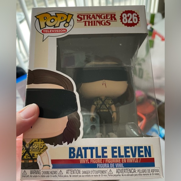 NEW Funko #826 Battle Eleven from Stranger Things Vinyl Figure in original box - Picture 6 of 6